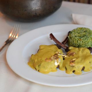 The Bombay Club - 9