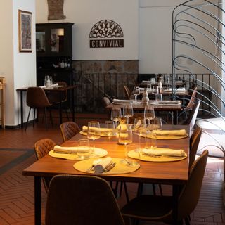 Convivial - 5