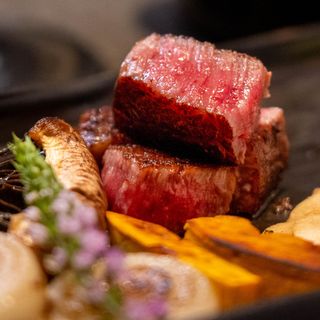 I M Teppanyaki & Wine - 9
