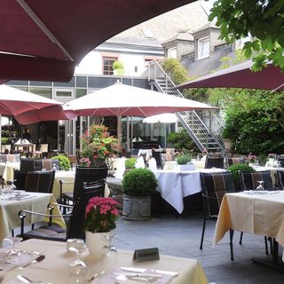 Historisches Gasthaus Sanct Peter Restaurant Weinkirche - 2
