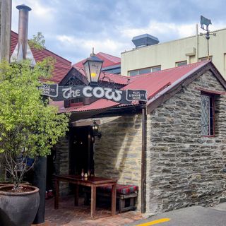 The Cow (Queenstown) - 1
