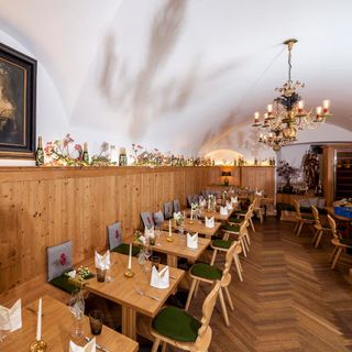 Weinhaus Neuner - 5