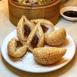 East Harbor Seafood Palace - 2