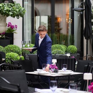 Le George - 9