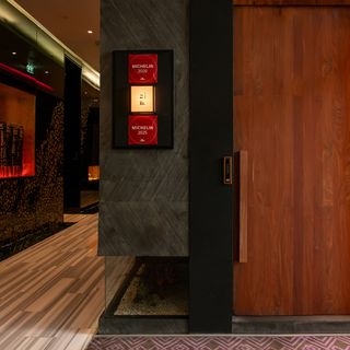 Nikaku - Bangkok - 1