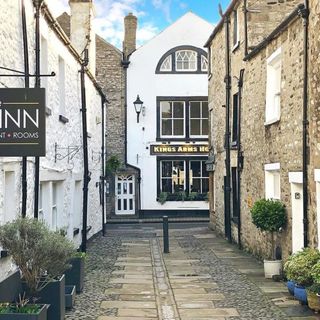 Sun Inn - 9