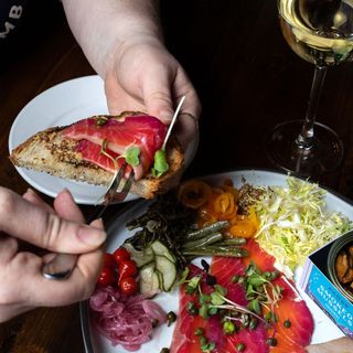 Fanny Bay Oyster Bar - 15