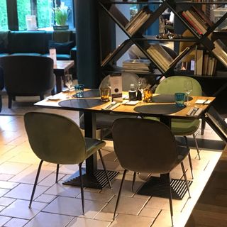 Bistro R - 11