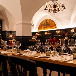Weinhaus Neuner - 2