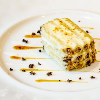 Nomicos - 5