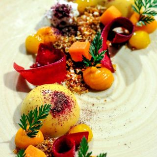 Bastian's Restaurant - 4