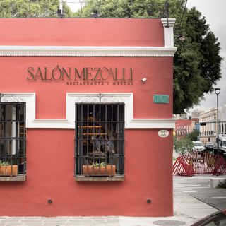 Salón Mezcalli - 1