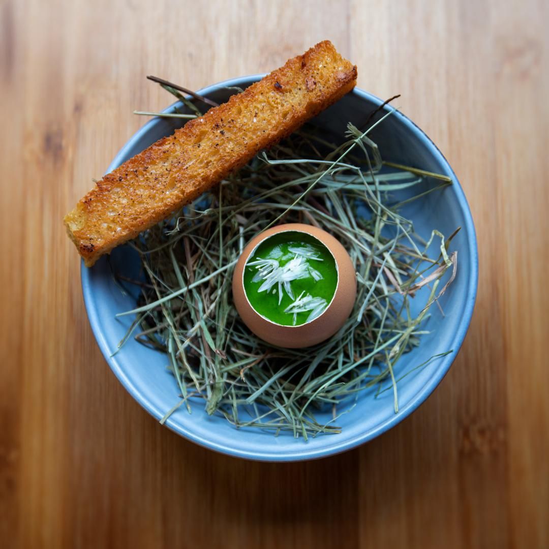 AUBERGE　FEUILLE Auberge du XIIème Siècle – Saché - a MICHELIN Guide Restaurant
