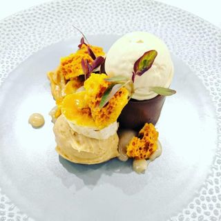 Stones Restaurant - 2