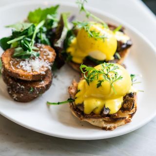 Homer St. Cafe - 17