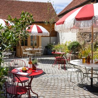 The Swan Inn - 12