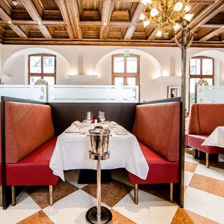 Brasserie Stadthaus - 1