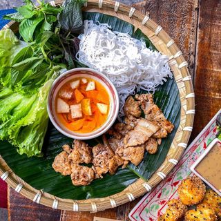 Bếp Mẹ ỉn (Le Thanh Ton Street) - 0