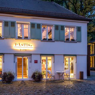 LOUIS restaurant - 2