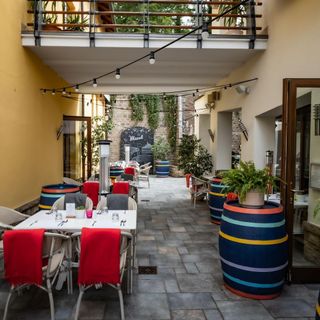 Macok Bistro - 3