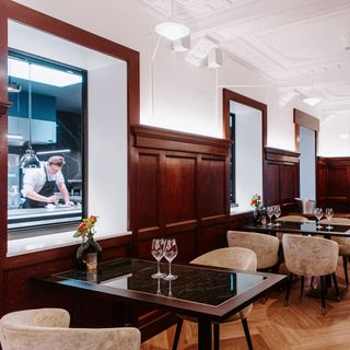 Restaurant 1397 - 13