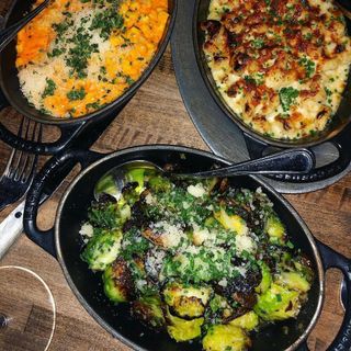Bavette’s Bar & Boeuf - 2