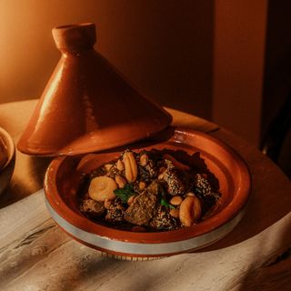 Naama - 0