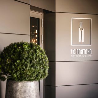 La Fontana Restaurant & Bar - 2