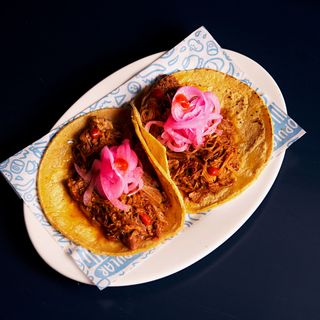 La Popular Taqueria - 18