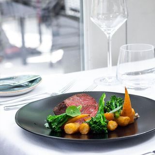 Stones Restaurant - 6