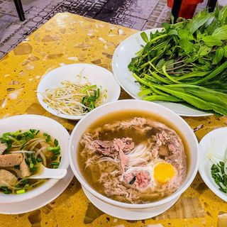 Phở Hùng (Cầu Ông Lãnh) - 0