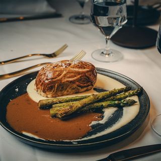 Raven Steakhouse - 6