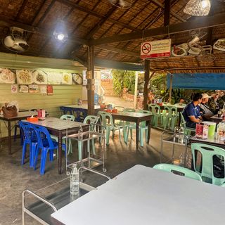 Krua Yai Pleng - 1