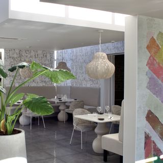 La Table de Marc Tupin - Hostellerie Saint-Germain - 4