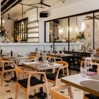 Zinfandel Food & Wine bistro - 4