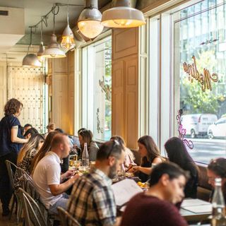 Café Medina - Vancouver - 2