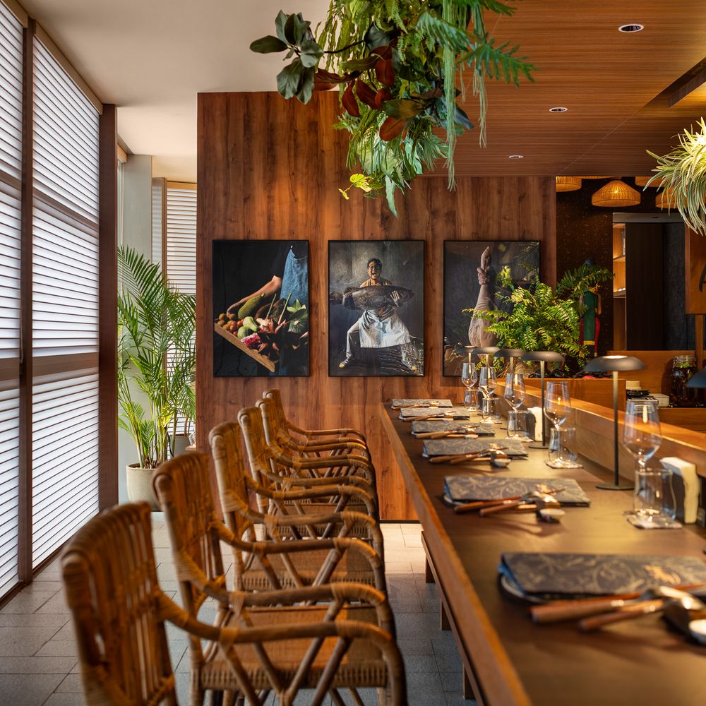 Blackitch opens in Shenzhen, offering a unique tasting menu inspired by Thai culinary traditions; features include spicy fermented shrimp paste and charbroiled pork.