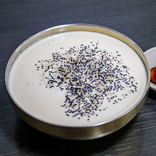Cha Ae Jeon Halmae Kalguksu - 2