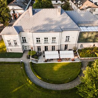 Dworek New Restaurant - 33