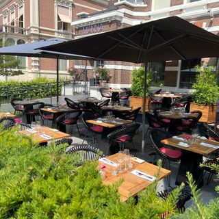 Restaurant MANNA - 1