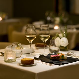 Restaurant F - 1