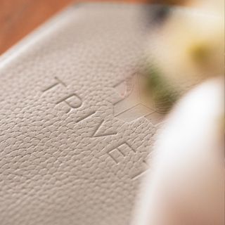 Trivet - 8