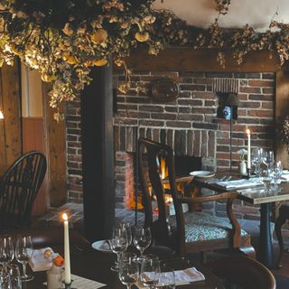 Greyhound Inn - 4