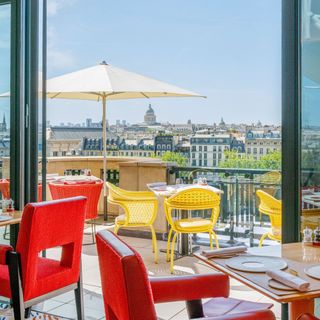 Le Tout-Paris - 7