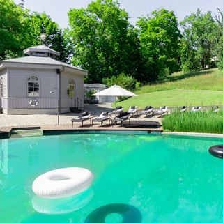 Piano Nobile at Chateau Mcely - 1