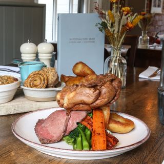 The Hoddington Arms - 14