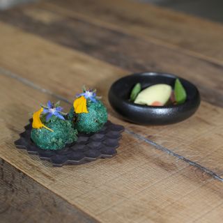 LAMENG Menue & Bistro - 6
