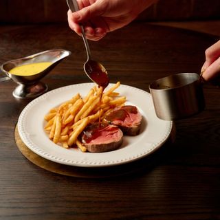 Bistro Saine - 2