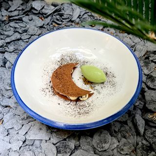 La Pomme d'Or - 1