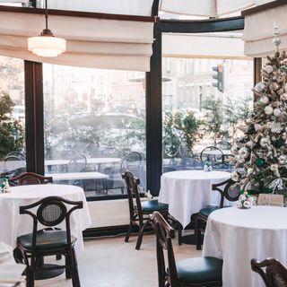Le Bistro Esplanade - 1